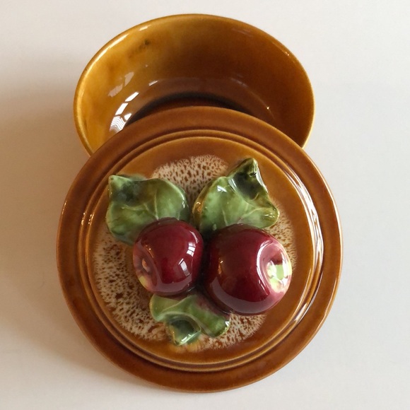 VTG Art Pottery Red Apple Caramel Ceramic Casserole Dish & Lid Made in U.S.A. - Picture 7 of 8